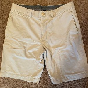 Men’s Khaki Shorts